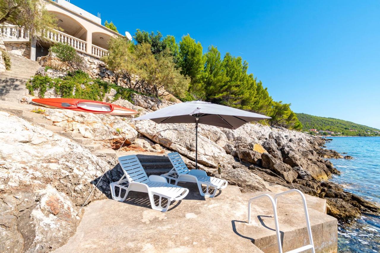 Apartments By The Sea Cove Zaglav, Korcula - 12208 Прижба Экстерьер фото